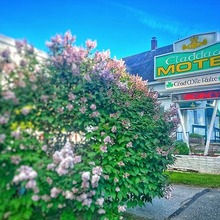 Claddagh Motel & Suites 락포트 외부 사진