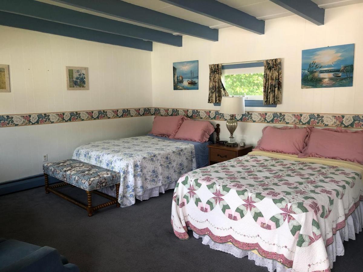 Claddagh Motel & Suites 락포트 외부 사진