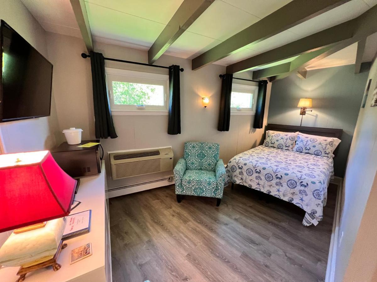Claddagh Motel & Suites 락포트 외부 사진