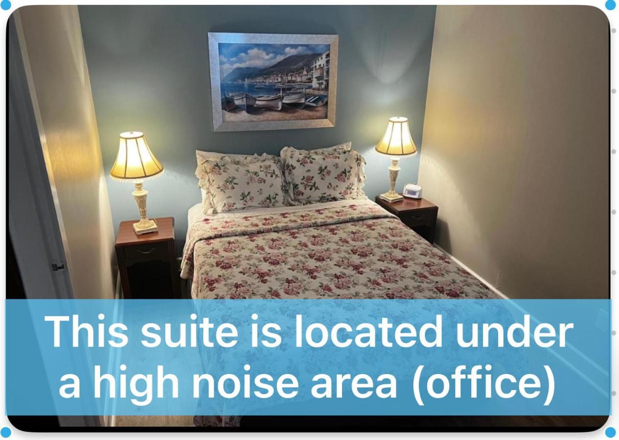 Claddagh Motel & Suites 락포트 외부 사진