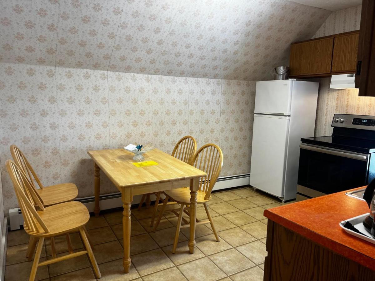 Claddagh Motel & Suites 락포트 외부 사진