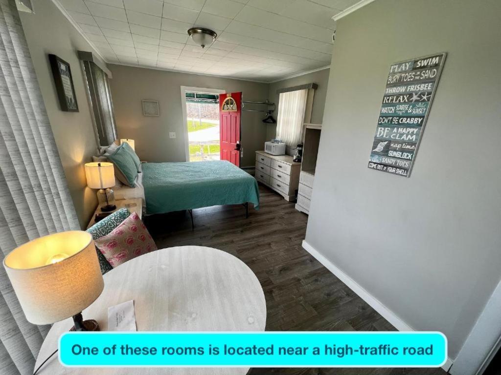 Claddagh Motel & Suites 락포트 외부 사진