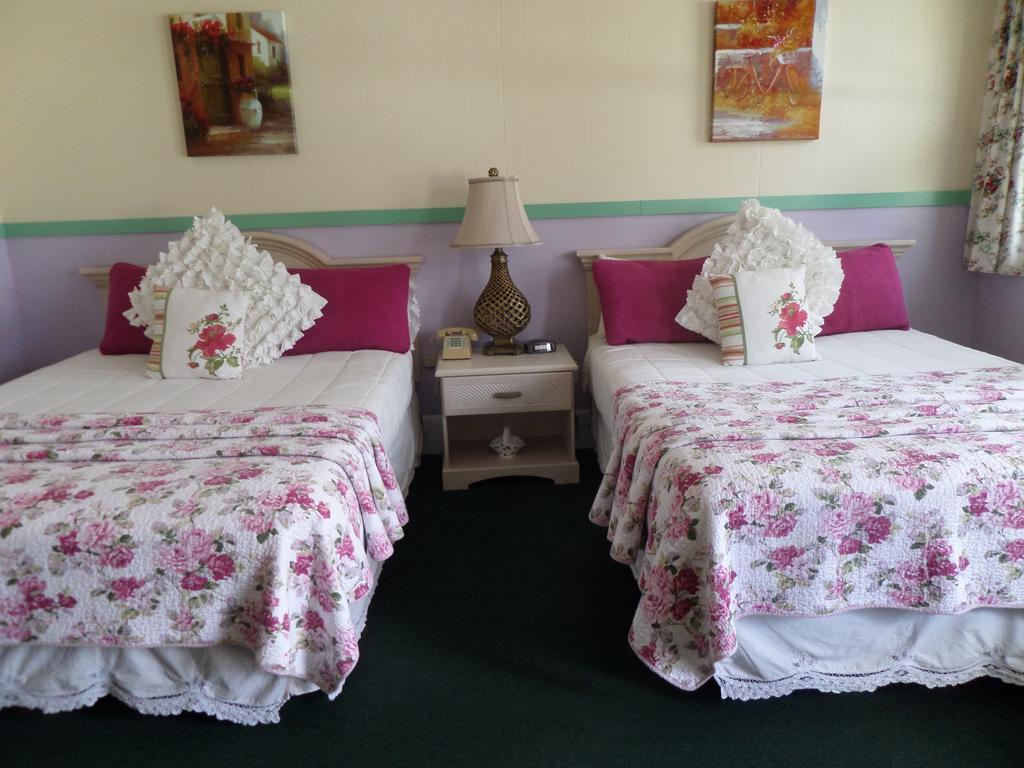 Claddagh Motel & Suites 락포트 외부 사진